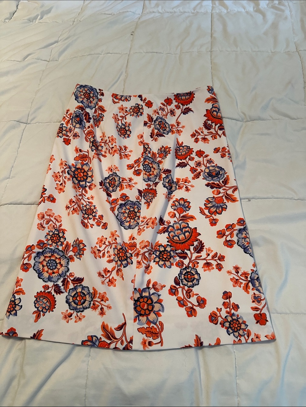Ann Taylor Floral A-Line Skirt in White with Orange 🍊& Blue Print
